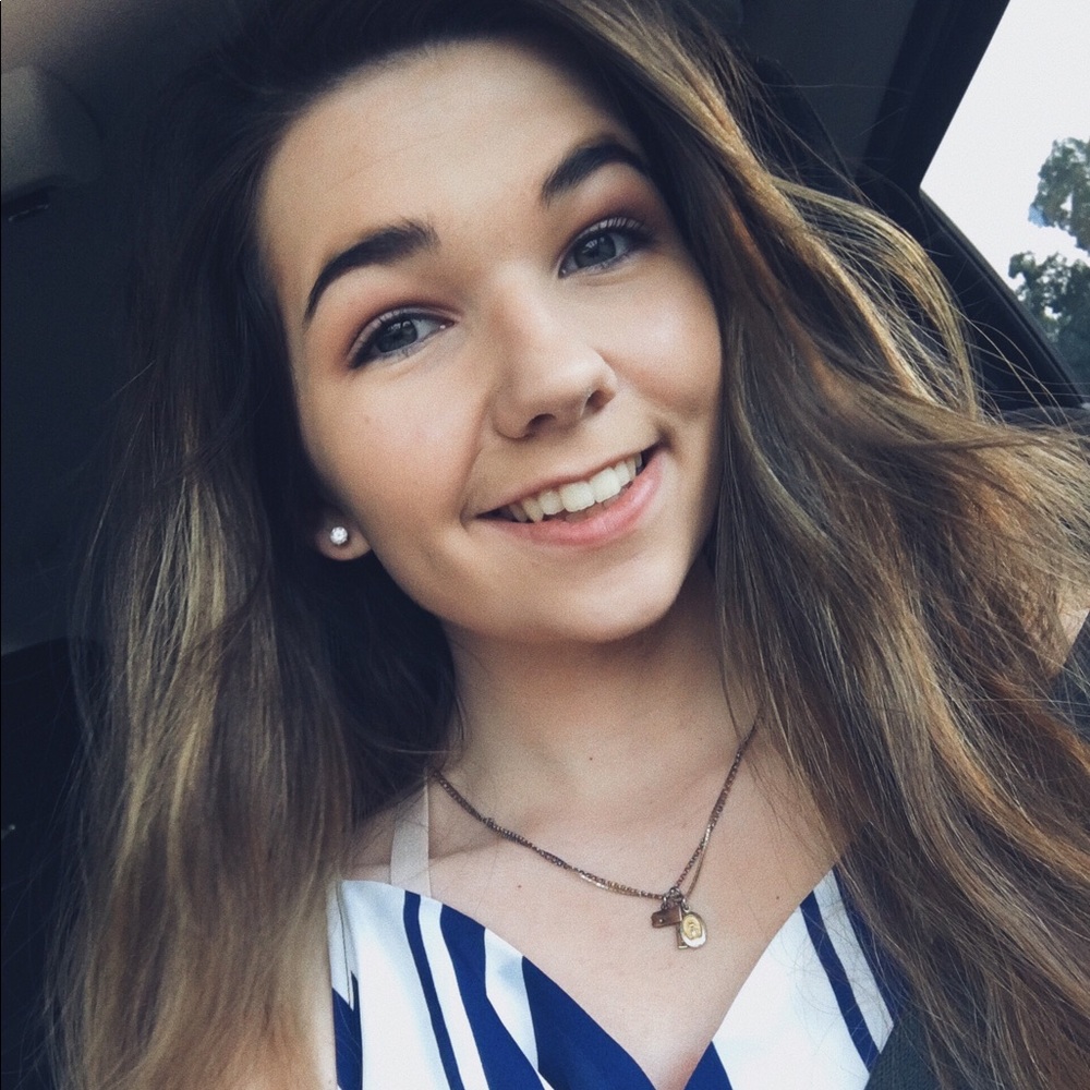 Meet your Posher, Julie